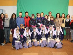 Halk Oyunlari Kostüm